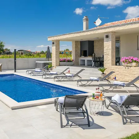 Amazing In With Wifi Holiday home *